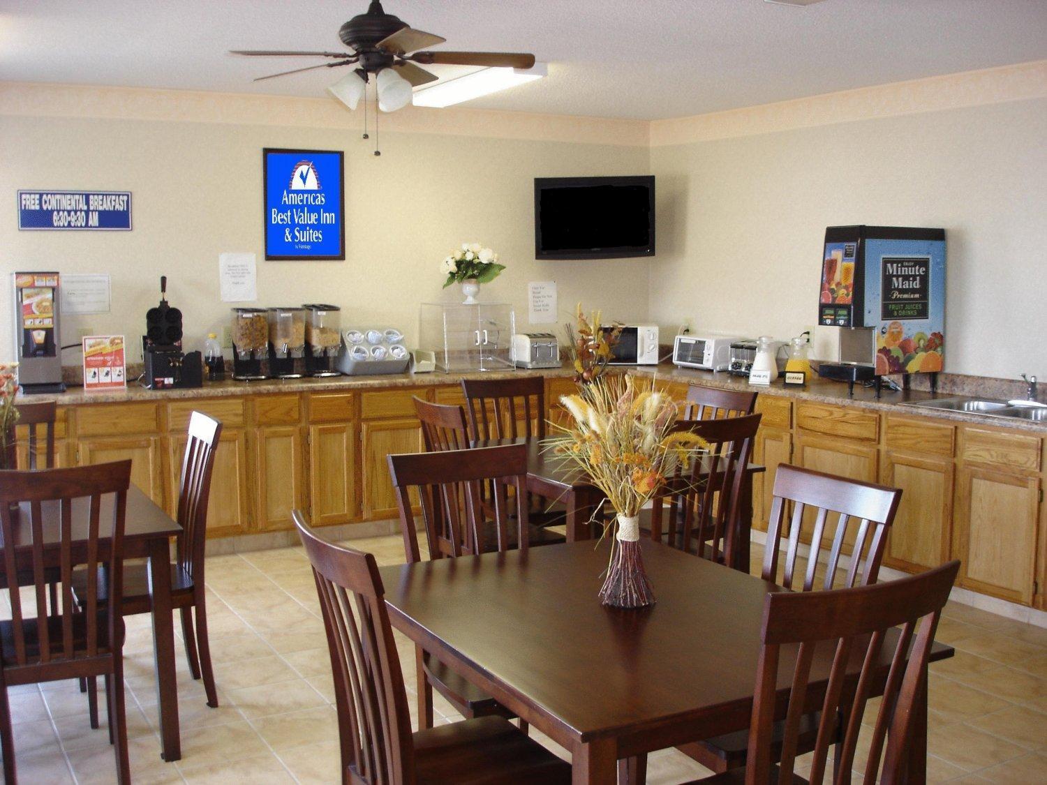 Americas Best Value Inn & Suites Macon Étterem fotó